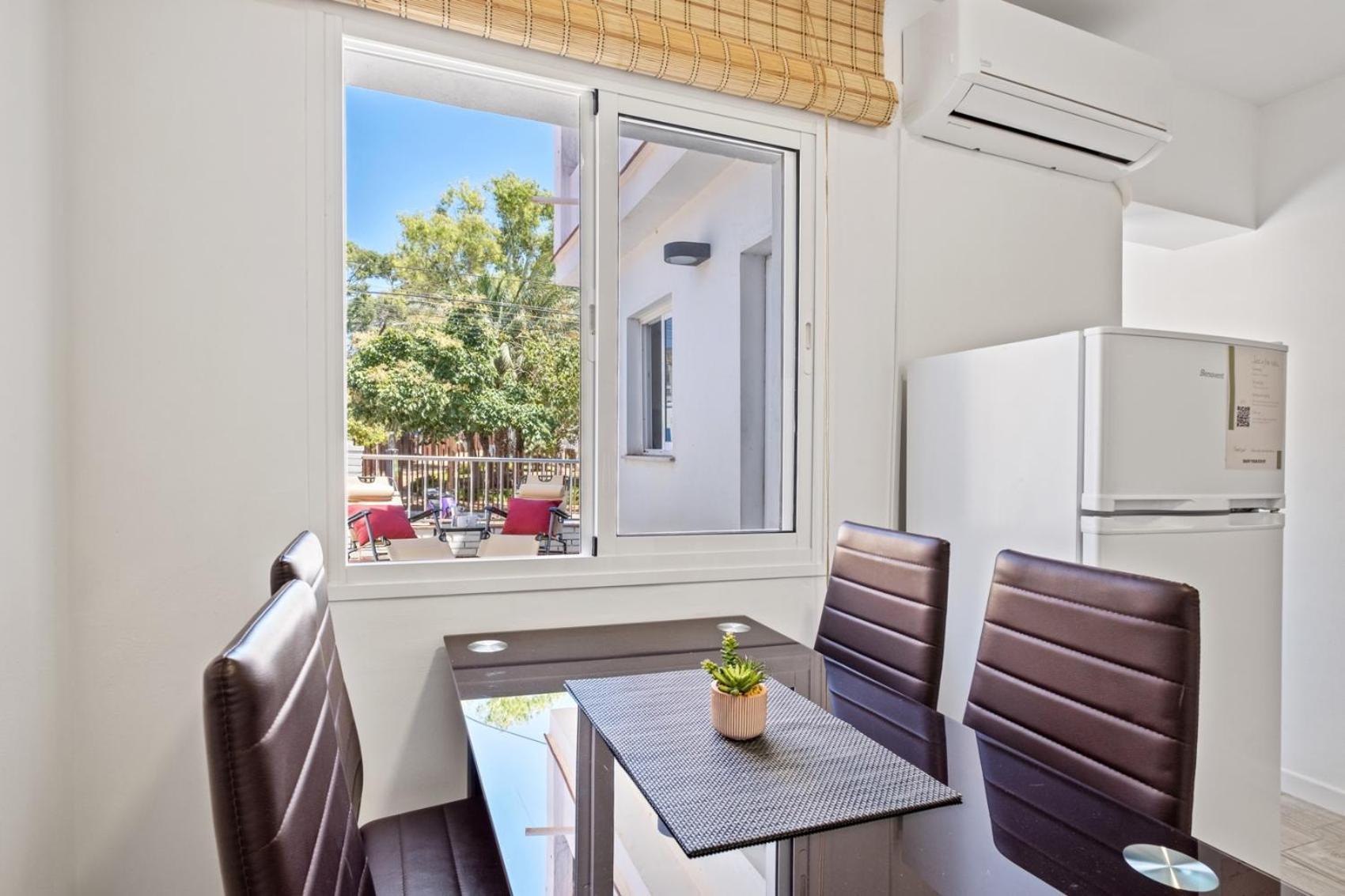 Apartamento En La Playa Con Terraza Malaga Ngoại thất bức ảnh
