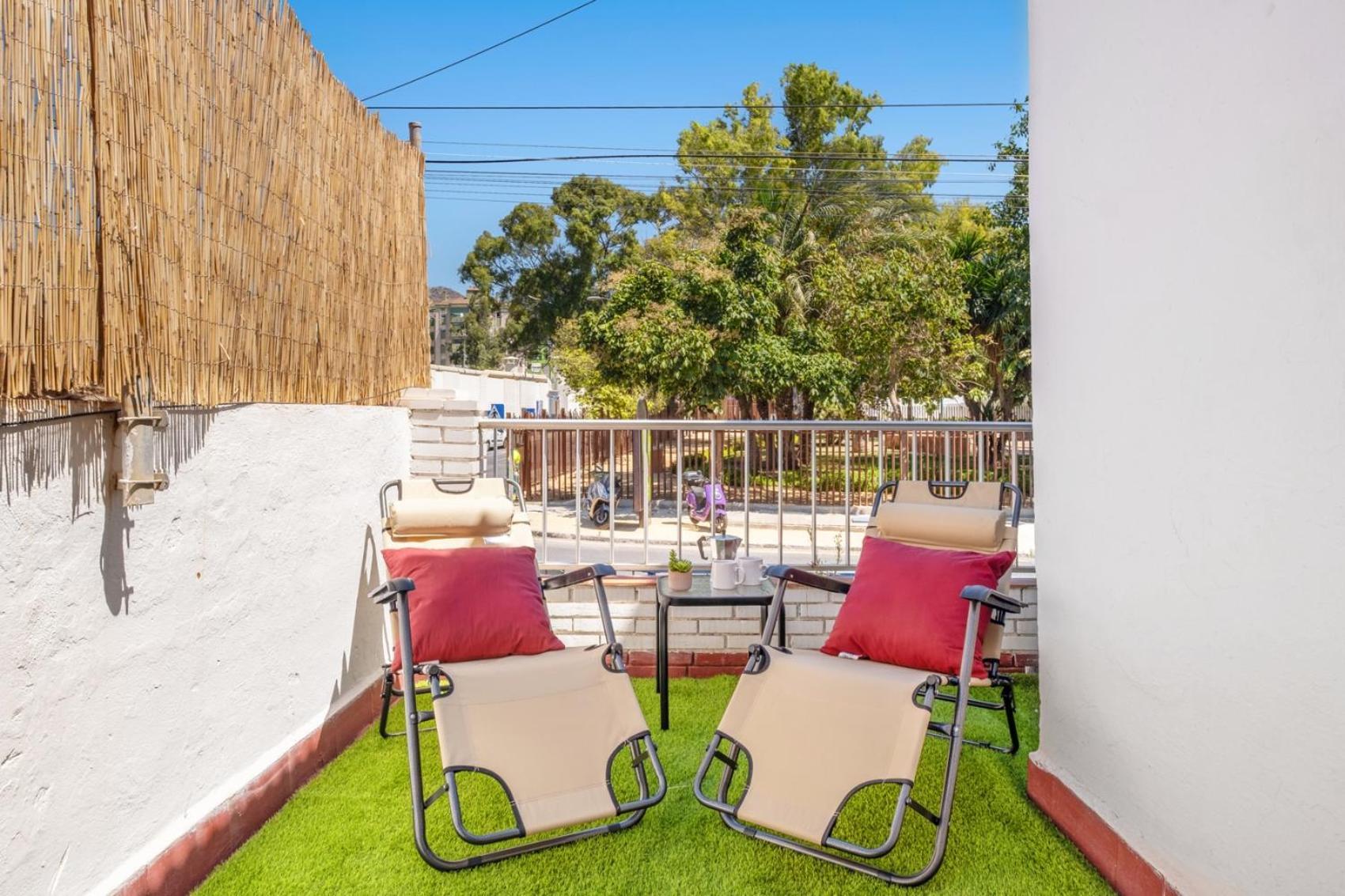 Apartamento En La Playa Con Terraza Malaga Ngoại thất bức ảnh