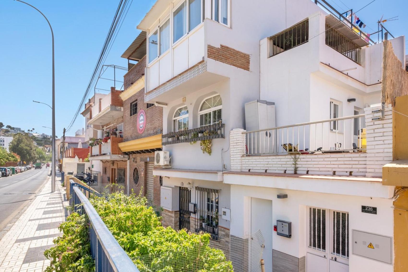 Apartamento En La Playa Con Terraza Malaga Ngoại thất bức ảnh